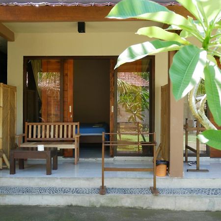 Asoka Homestay Senggigi Exteriör bild